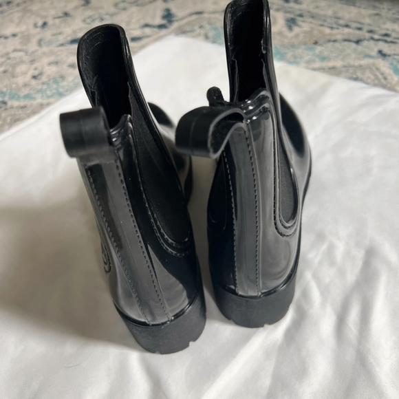 Shiny Black Rain Boots - Picture 4 of 4